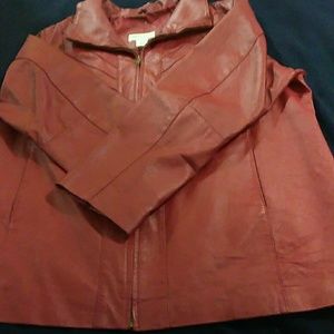 New!!! Price drop!!! 💞Burgundy Women Leather Coat